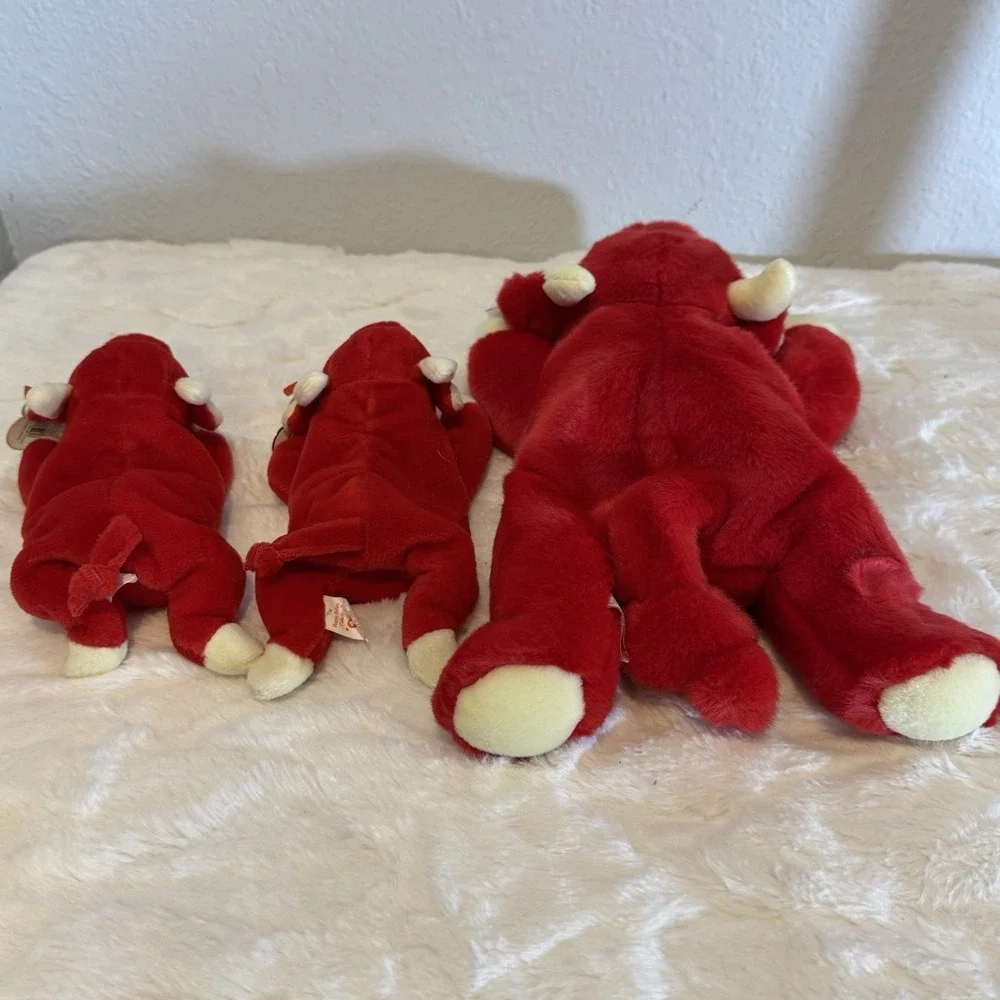 Set of 3 Ty Beanies Buddy & 2 Baby SNORT The Red Bull